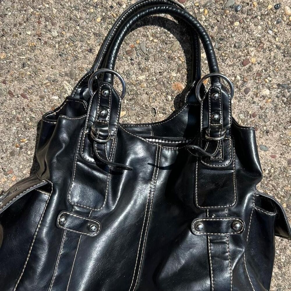 Mondani Women's Black Bag